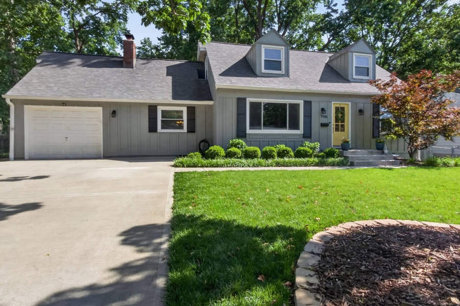 7721 W 96th Terrace, Overland Park, KS